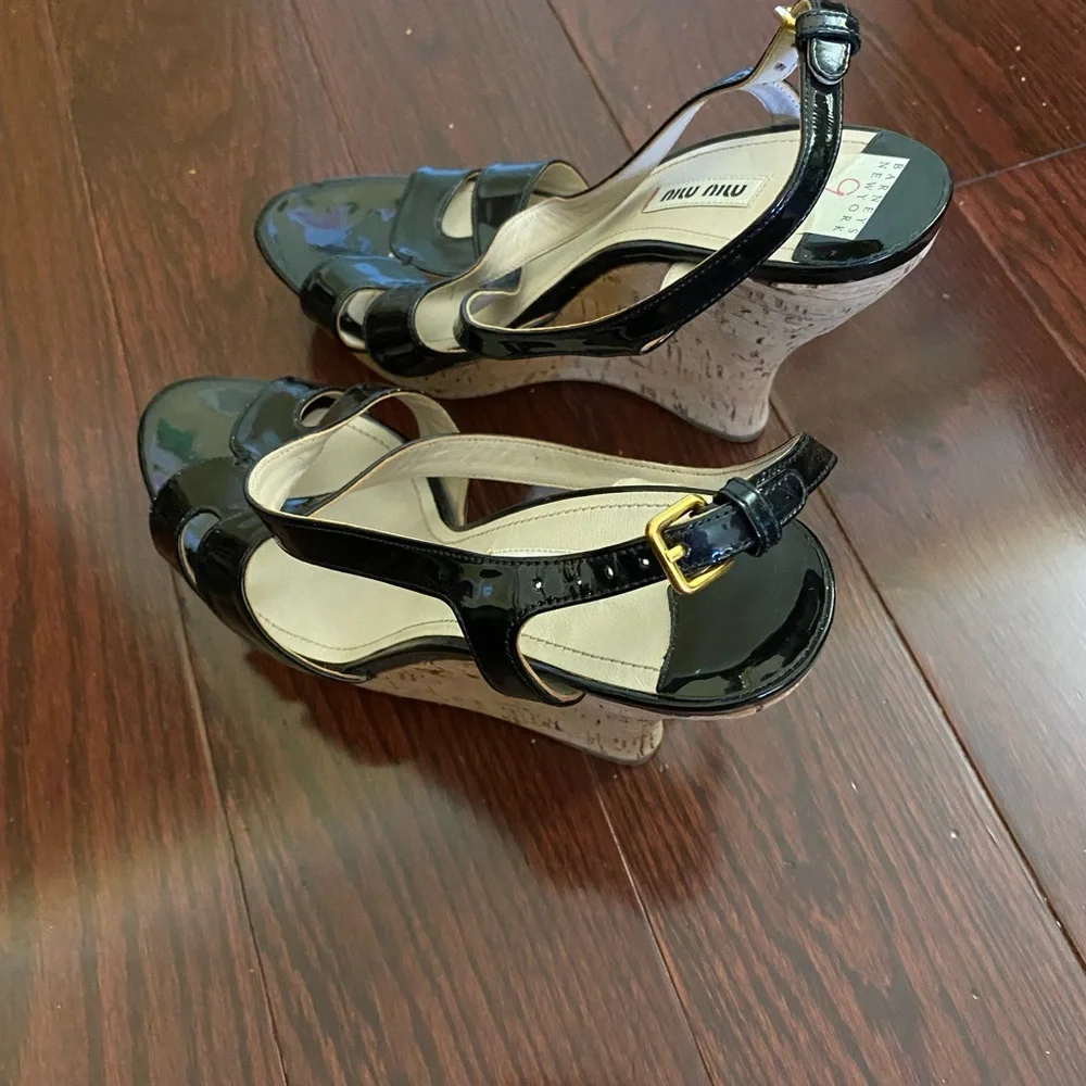 MUI MUI Black Patent Leather Wedge Cork Heel Sandals - Picture 13 of 14